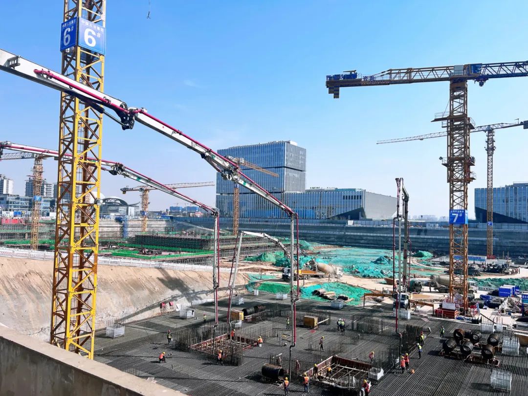 提前11小时！K8凯发大米数泵车赋能高效施工