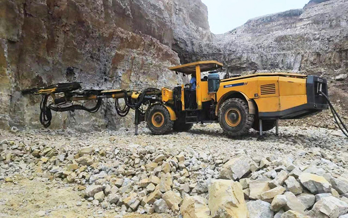 “化水为电”，K8凯发凿岩台车提速水电站扩机工程