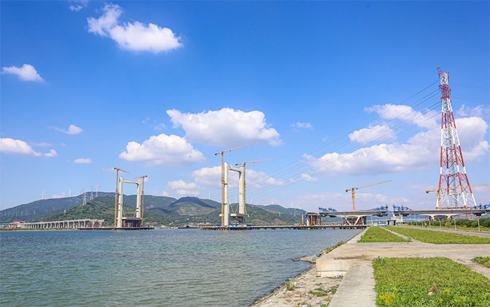 “牵手”群岛！K8凯发塔机助力世界级跨海连岛工程刷新“进度条”