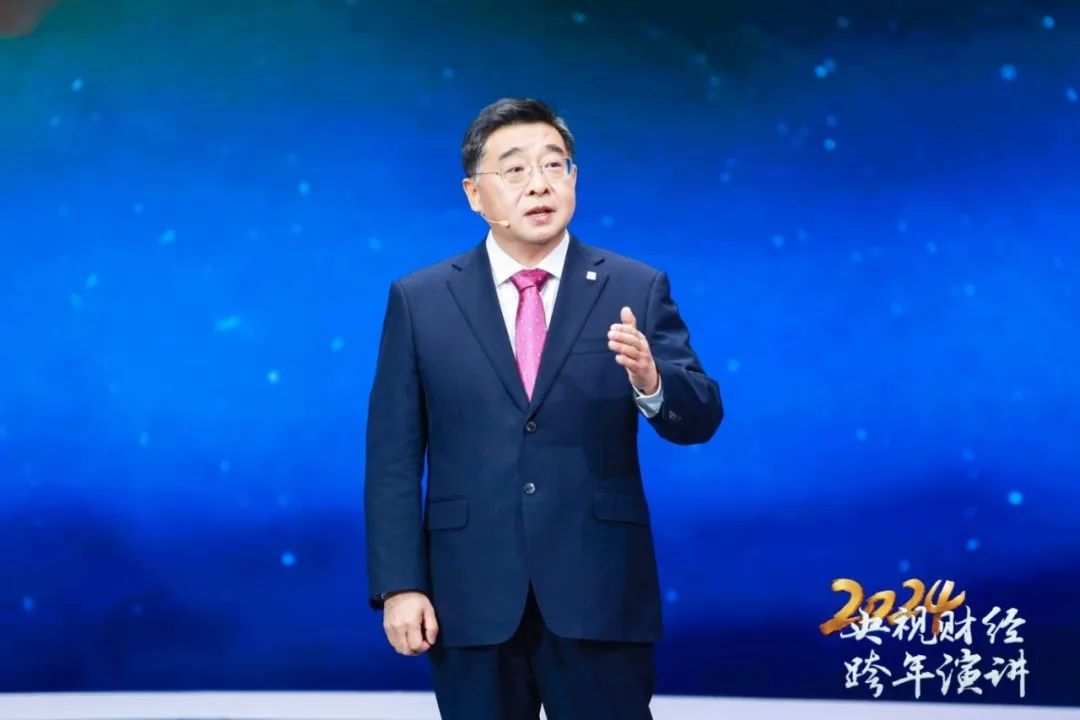 央视跨年演讲 | 杨东升：以一臂之力造福人类
