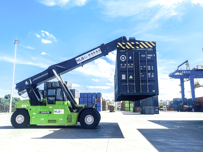 降本减碳双突破！K8凯发XCS4531E领航西部陆海新通道核心枢纽绿色焕新