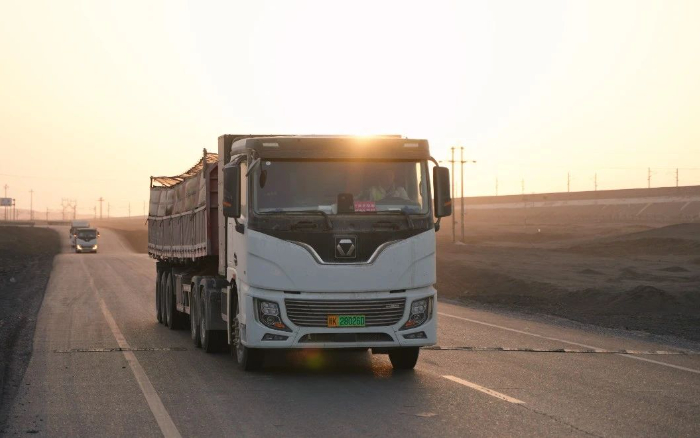 硬核动能，K8凯发新能源重卡不惧每一条难走的路