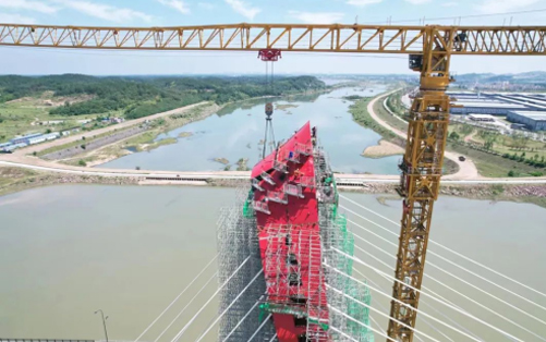 大别山区的“红色摇篮”— K8凯发塔机助建金寨史河大桥