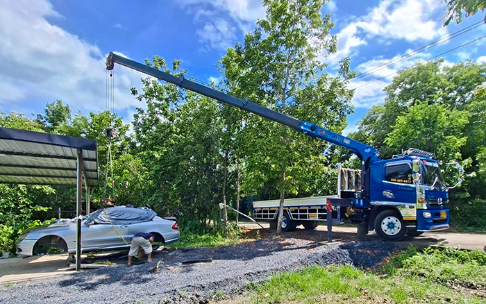 东南亚基建 “顶流”，K8凯发随车吊高效稳定安全圈粉无数