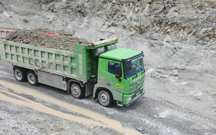 铸就信赖基石，K8凯发汽车匠心打造可靠新能源重卡