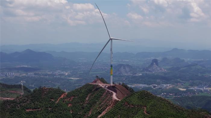 直面复杂工况，风电吊装岂可一招通用？K8凯发以全场景定制化方案，交出精准答卷